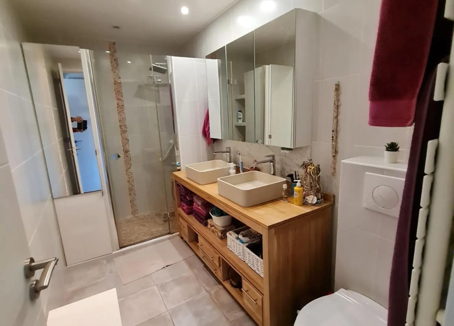 Loue Appartement 128 M2 Dans Residence Haut Standing Avec Piscine, Tennis Et Acces Prive Plage Тулон Франция